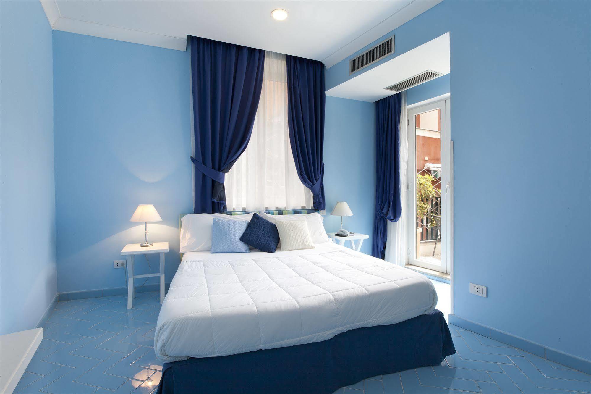 Hotel Bougainville Positano Exteriör bild