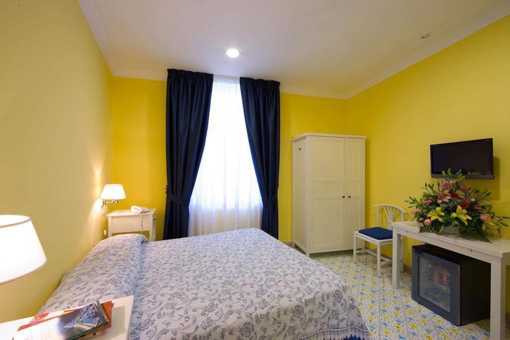 Hotel Bougainville Positano Exteriör bild
